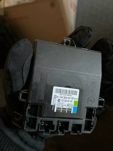 Блок управления систем комфорта A1648209385 MERCEDES