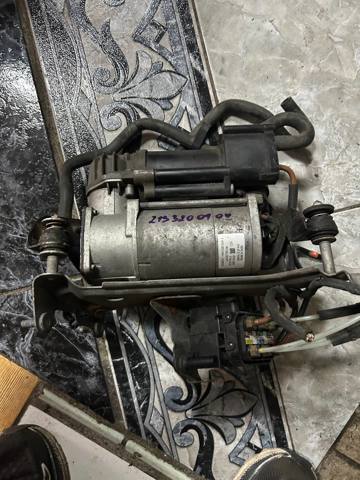 Компрессор пневмоподвески A2133200104 MERCEDES
