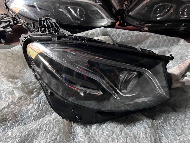 MERCEDES A2139062606 Правая фара в наличии Полтава
