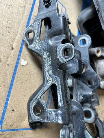 Завеса капота левая A2228800164 MERCEDES