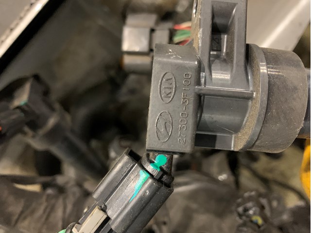 Катушка зажигания 273003F100 HYUNDAI