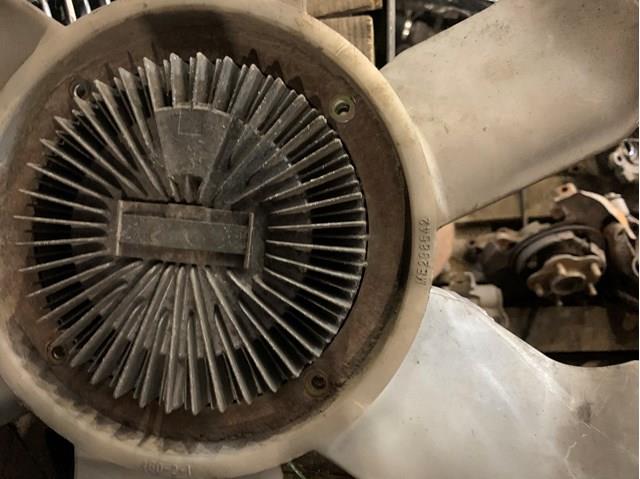 Вентилятор (крыльчатка) радиатора охлаждения ориг mitsubishi pajero wagon 3 3.2d в хорошем состоянии. авторазборка  ME298542
