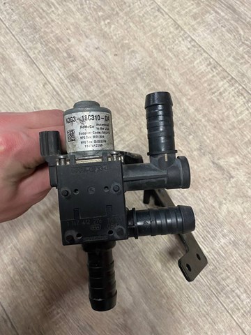 K2G318C310DA Регулирующий клапан охлаждающей жидкости купить Ирпень