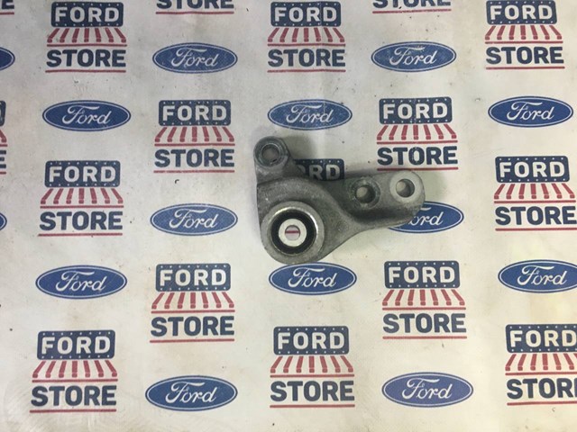 K2G36P093AB FORD Кронштейн крепления троса КПП купить в Киев