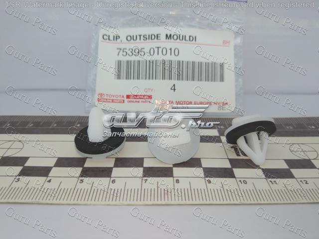 753950T010 Пистон (клип) крепления молдинга двери купить Ужгород