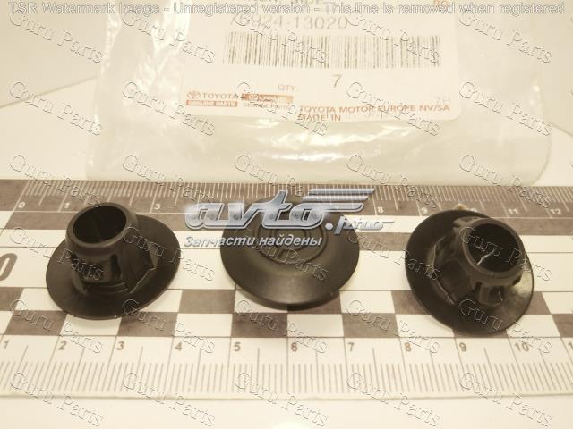 TOYOTA 7692413020 Клипса крепления накладок порогов в наличии Николаев