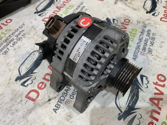 Генератор автомобильный 1042102710 DENSO