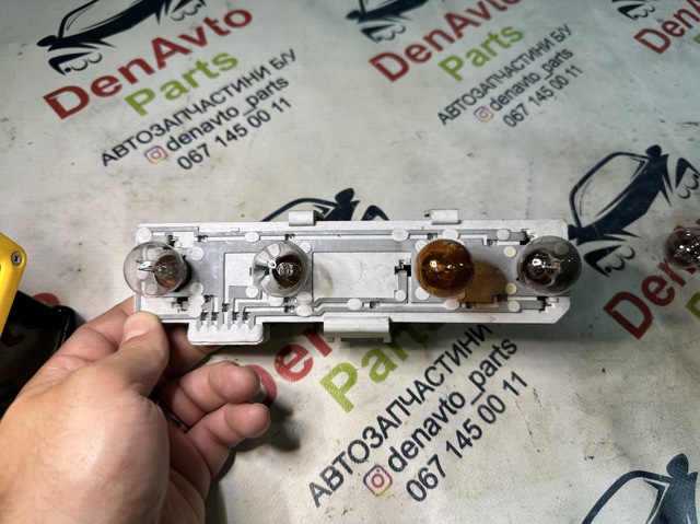 VAG 1Z5945258A Плата заднего фонаря контактная в наличии Полтава