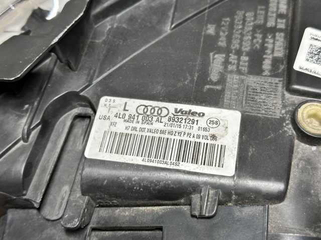 4L0941003AL VAG Левая фара купить в Черновцы