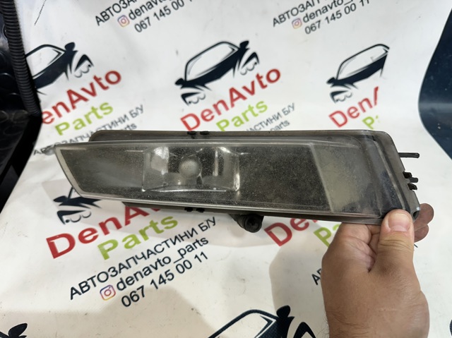 7181288 BMW Фара противотуманная правая купить в Ирпень