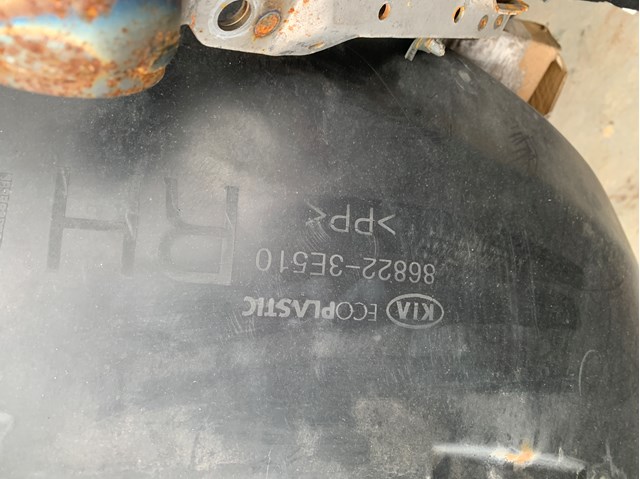 868223E510 Подкрылок задний правый купить Одесса