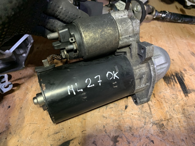 Стартер двигателя A0051516601 MERCEDES