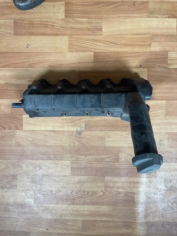 A1660100230 MERCEDES Клапанная крышка купить в Ровно