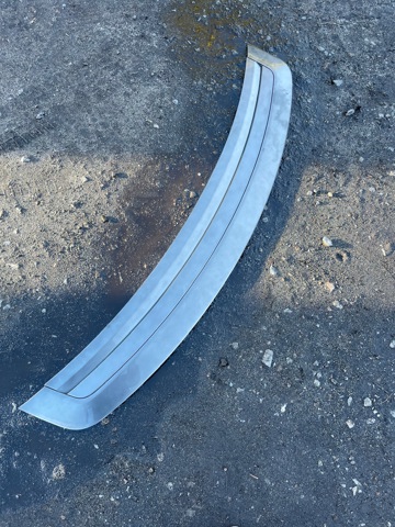 Накладка капота LR079941 LAND ROVER