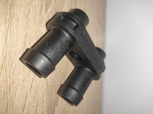 6Q0121065N VAG шланг радиатора отопителя (печки, сдвоенный)