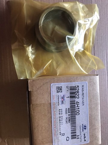 Кольцо стопорное подшипника задней полуоси 528224H100 HYUNDAI