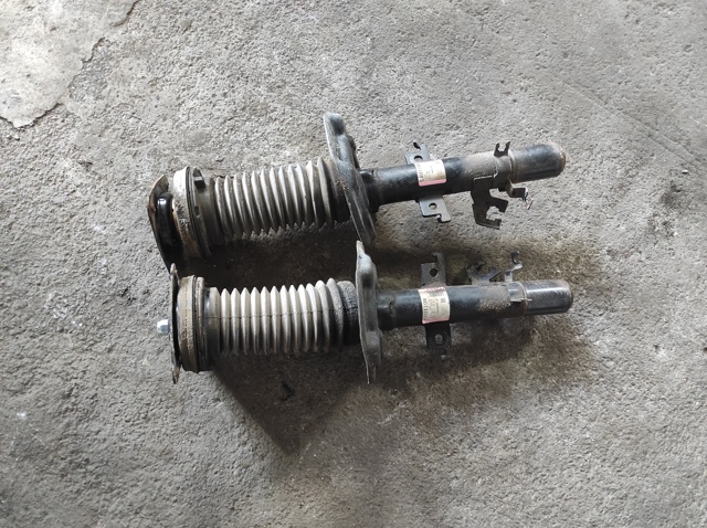 E4302HV01C NISSAN Амортизатор передний правый купить в Запорожье
