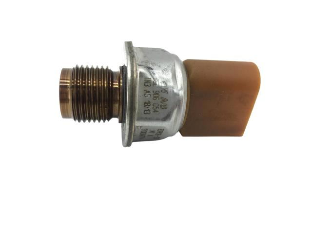 Датчик давления топлива 03L906054 VAG