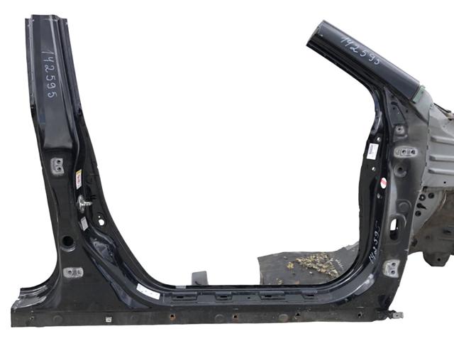 04635SWWE00ZZ HONDA Боковина кузова правая купить в Полтава