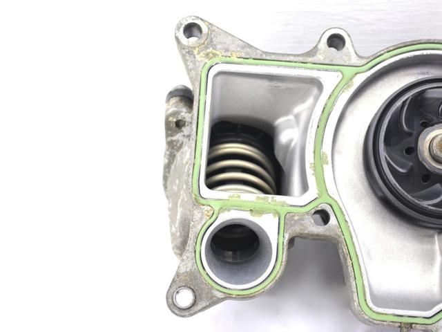 BMW 11517807311 Помпа водяная (насос) охлаждения в наличии Львов