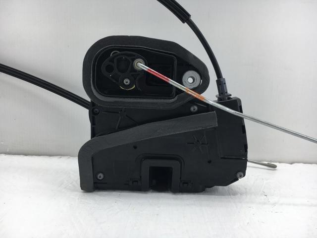 Запор кабины 13516687 GM