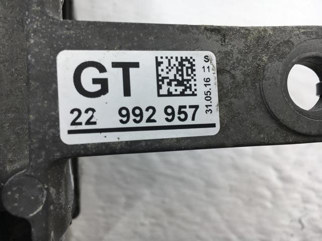 OPEL 22992957 Подушка (опора) двигателя правая в наличии Киев