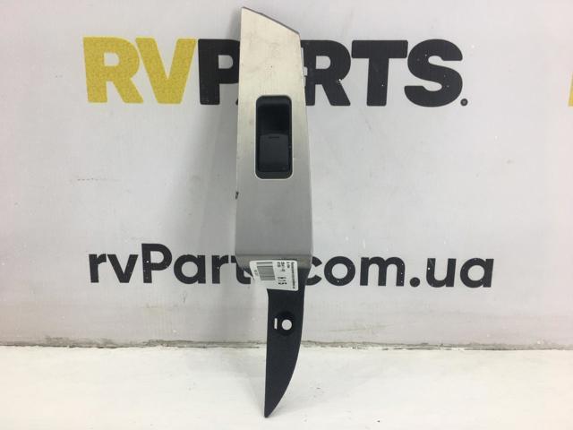 Кнопка стеклоподъемника передняя правая 25411AX010 NISSAN