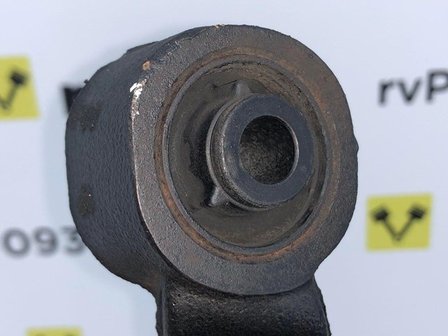 Цапфа поворотного кулака 28411AJ05A SUBARU