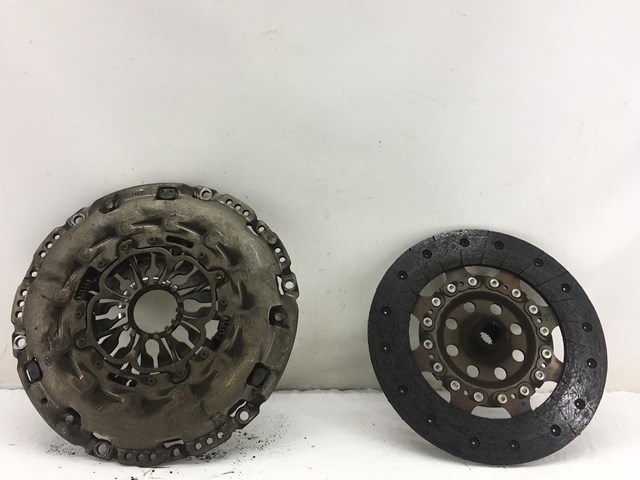 302052799R RENAULT Комплект сцепления купить в Черновцы