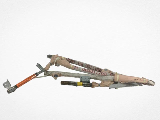305817700 NISSAN купить в Ужгород