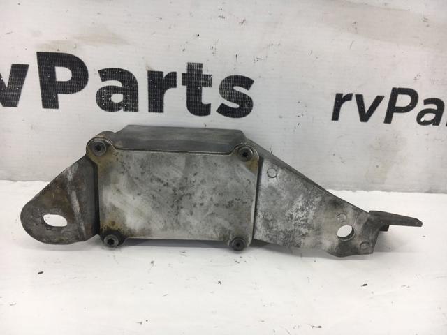 Демпфер передней балки, подушка 30645159 VOLVO