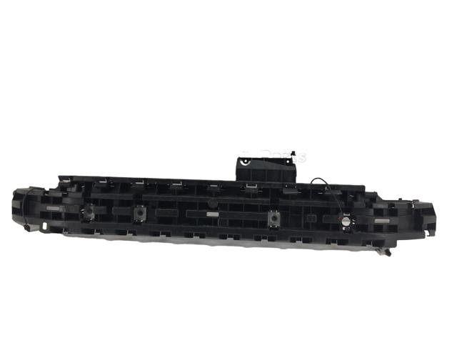 Кронштейн бампера заднего, центральный 30678966 VOLVO
