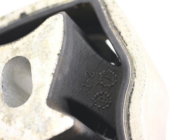 VOLVO 30680474 Правая подушка двигателя в наличии Ирпень