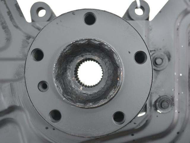 31213450558 BMW Цапфа (поворотный кулак) передний правый купить в Полтава