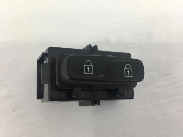 Приборы управления блокировкой замков 31343099 VOLVO