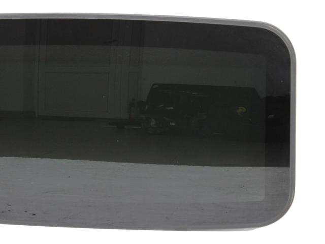 31385990 VOLVO Крышка люка крыши купить в Кривой Рог