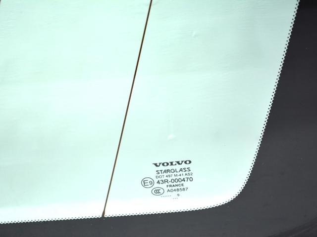 31386803 VOLVO Стекло-форточка двери задней правой купить в Киев