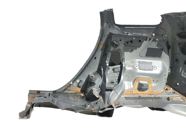 31391820 VOLVO Крыло заднее правое купить в Ирпень