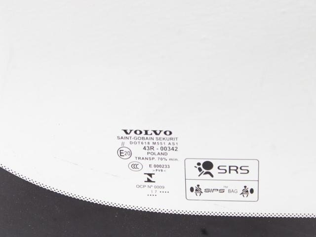 31402732 VOLVO Лобовое стекло купить в Ирпень