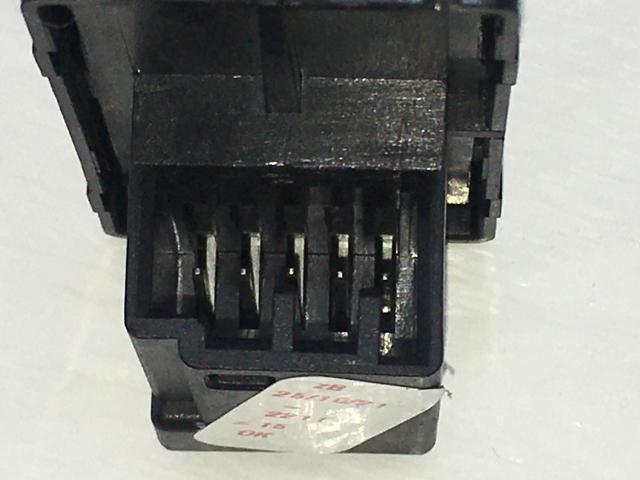 31456060 VOLVO Кнопка стеклоподъемника передняя купить в Черкассы