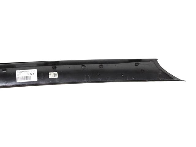 31672586 VOLVO Молдинг лобового стекла правый купить в Черновцы