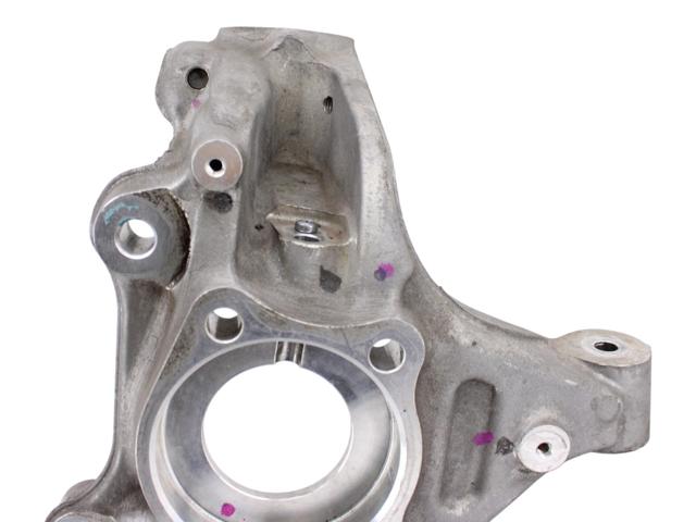 31681837 VOLVO Цапфа (поворотный кулак) передний левый купить в Киев