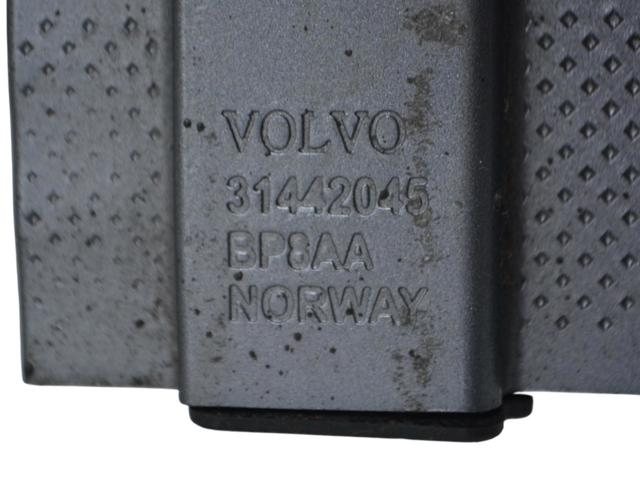 VOLVO 31698666 Усилитель бампера заднего в наличии Каменское