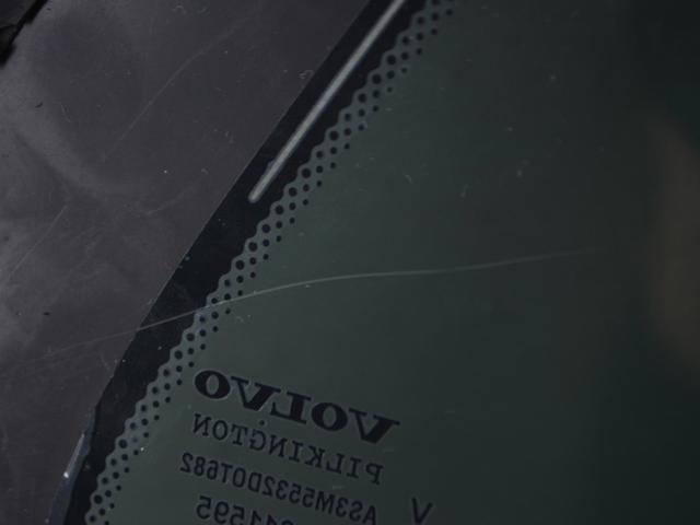 32314875 VOLVO Стекло кузова (багажного отсека) левое купить в Запорожье