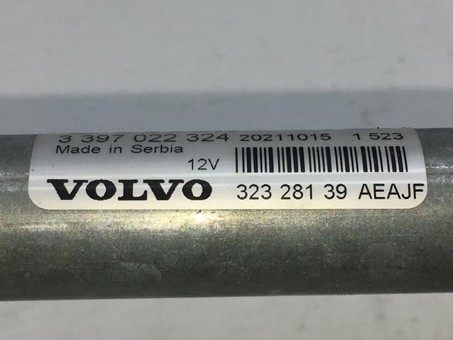 Трапеция щеток лобового стекла 32328139 VOLVO