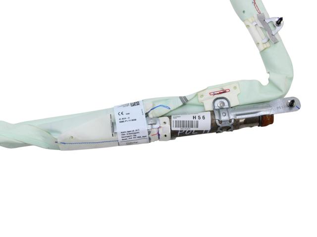 32329548 VOLVO Шторка боковая, правая купить в Кривой Рог