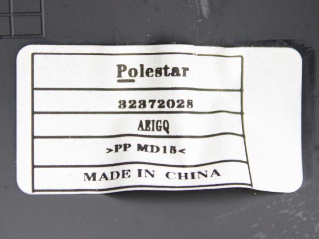 VOLVO 32372028 Накладка рулевой колонки в наличии Житомир