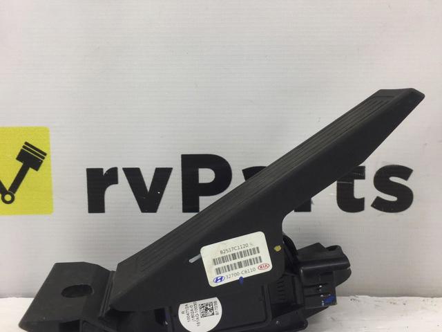 Педали газа 32700C6110 HYUNDAI