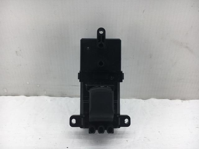Кнопка подъемника задних стёкол 35770TBAA01 HONDA
