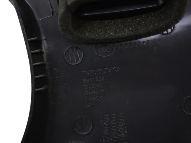 39818029 VOLVO Обшивка стойки кузова внутренняя средняя нижняя правая купить в Украина